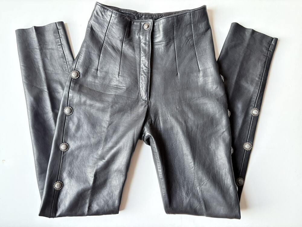 VTG Michael Hoban North Beach Leather Black Pants Silver Concho Medallion 5/6 XS